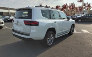 USADO 2023 4x4 VOLANTE A LA IZQUIERDA para 300 V6 VXR ZX 7 PLAZAS 3.3L TURBO DIÉSEL AUTOMÁTICO VOLANTE A LA IZQUIERDA AEOC - Product Image 3