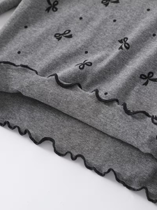 เสื้อยืดลายจุดผูกโบว์สไตล์ลำลองสุดเท่จาก Naughty Beibei คอลเลคชั่นเสื้อตัวใน ผลิตในบังกลาเทศ - Product Image 4