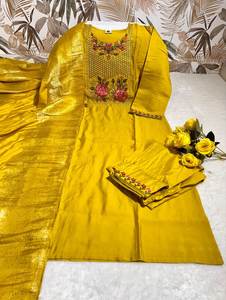 ชุดคอลเลกชั่นชุดคอลเลกชั่นชุดคอลเลกชั่นผ้าไหมโรมันดีไซน์เนอร์อินเดียสำหรับงานแต่งงานของผู้หญิง - Product Image 2