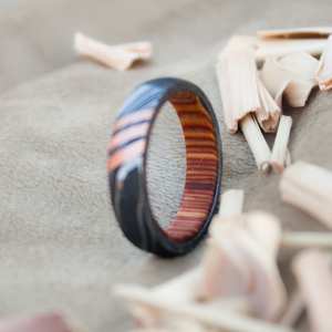 Anillo de Compromiso Personalizable Cobre Damasco Acero Titanio Whisky Barril Anillo Cúpula Acero Inoxidable Madera Manga OEM - Product Image 2