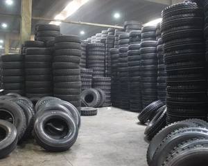 Pneus de camion commercial à vendre Tubeless 295 75R22.5 315 70R22.5 295 80R22.5 315 80R22.5 385 55R22.5 385 65R22.5 Nouveau - Product Image 3