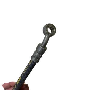 Étrier de frein arrière d'origine Aprilia Sportcity 125 2005 avec tuyau de frein pour motos - Product Image 3