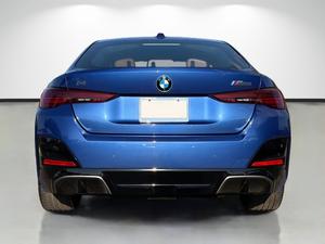 Auto Eléctrico Usado 2025 I4 M50 AWD, 544HP, Motor Doble, Batería de 83.9kWh, 625km de Autonomía, Sedán EV de Lujo y Alto Rendimiento, Llantas R19 - Product Image 3