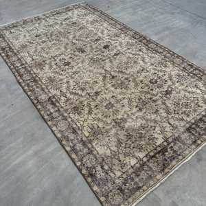 Turkish Rug, 4.8x8.4 ft Large Rug, <b>Brown</b> Animal Print <b>Wool</b> Vintage Rug - Product Image 2