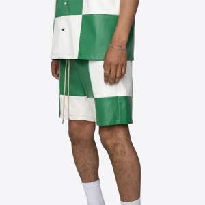 Short à carreaux de haute qualité pour hommes-Short à carreaux respirant, léger et élégant pour les sorties décontractées - Product Image 2