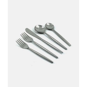 Venta caliente Acero inoxidable Plateado Cuchillo Tenedor Cuchara Nuevo aspecto Diseño de lujo Mango con acabado plateado - Product Image 6
