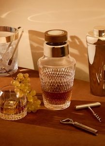 Coctelera de cristal para hacer cócteles con boca ancha y colador ajustado perfecto para entretener a amigos y reuniones familiares - Product Image 2