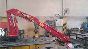 Grue de pont pliante de haute qualité de 3 tonnes de capacité pour les navires marins Pompe de construction légère Meilleur prix - Product Image 5