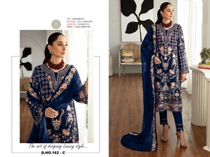 Tenue de soirée exclusive Salwar pakistanaise avec Dupatta disponible au prix de gros pour les femmes élégantes d'Inde - Product Image 4