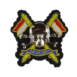 Badge di berretto di altri ranghi con Badge di berretto nero e metallo personalizzato vendita di Badge per settori rapidi