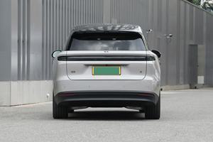 Nouveau SUV électrique haut de gamme 6 places 400 kW Double moteur AWD Autonomie 720 km CLTC Transmission automatique Batterie au lithium Intérieur sombre gauche - Product Image 4