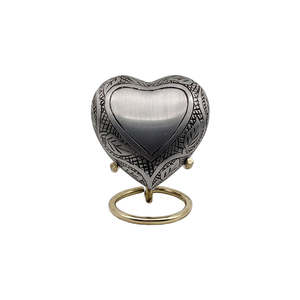 Urnes pour cendres humaines Urnes de crémation décoratives personnalisées pour adultes Urnes artisanales en forme de cœur pour animaux de compagnie - Product Image 1