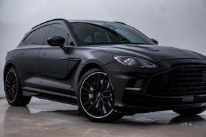 Comme neuf, super propre, ASTONN MAR-TIN DBX 707 SUV CROSSOVER d'occasion 2023 - Product Image 6