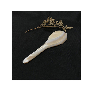 Cuillère à caviar en nacre HUONG DANG de haute qualité, 58 pièces, fabriquée au Vietnam, couleur naturelle, 12 cm, décorations de fête, prix abordable - Product Image 2