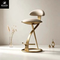 Tabouret de bar moderne en métal doré en forme de X, siège en velours beige, petit dossier, chaise de comptoir avec repose-pieds pour îlot de cuisine, bar à domicile