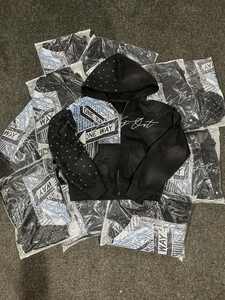 เสื้อฮู้ดดี้ผ้าฟลีซคอตตอนพิมพ์ลายดิจิทัลแบบสั่งทำพิเศษ สไตล์วินเทจ ลวดลายแอซิดวอช ประดับด้วยคริสตัลและงานปัก  ออกแบบเองได้สำหรับผู้ชาย - Product Image 5