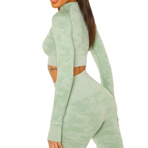 ชุดออกกำลังกายผู้หญิง เสื้อครอปท็อป ชุดออกกำลังกายไร้รอยต่อ แขนยาว ชุดโยคะ 2 ชิ้น - Product Image 1