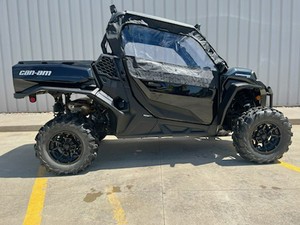 Super Supply 2026 Commander XT 700 Can-Am : Nouveau Véhicule Utilitaire Tout-Terrain (UTV) à Vendre avec Garantie - Product Image 4