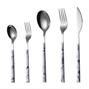 CreamGold Ensemble de service à salade Vente CHAUDE Coutellerie Selandia Rattan Serveur à salade Lot de 2 FABRIQUÉ EN INDE - Product Image 3