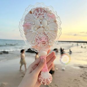 กระจกเปลือกหอยตกแต่งอย่างสวยงามด้วยเปลือกหอยธรรมชาติและรายละเอียดริบบิ้นที่มาจากเวียดนาม - Product Image 5