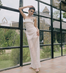 Robe en dentelle florale 3D blanc ivoire de qualité supérieure pour l'été, la plage, les vacances, les stations balnéaires, prête à être expédiée - Product Image 4