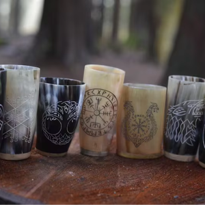 Tasse en corne fabriquée à la main par Crescent Craft Design d'élégance rustique intemporelle par Crescent Crafts - Product Image 1