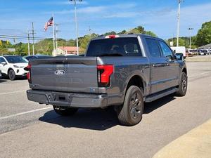 2024-2025 Ford F-150 Lightning XLT Super Crew AWD Vehículo Eléctrico con Autonomía de 601-700 km, Batería de 110 kWh, Potencia de 400 CV y Asientos de Cuero - Product Image 2