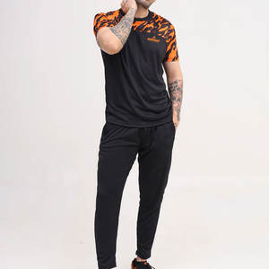 Ensemble de survêtement d'été à coupe décontractée avec un design confortable pour un usage quotidien Survêtement d'été deux pièces avec tissu à séchage rapide - Product Image 4