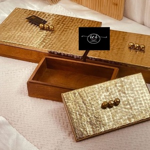 Boîte en bois de qualité de vente chaude avec couvercle en métal texturé pour les fêtes du Ramadan à la maison et les décorations de vaisselle - Product Image 1