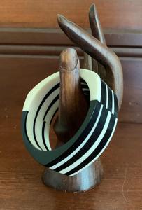 กำไลข้อมือทองคำอะคริลิคหนาเป็น SZ042สำหรับผู้หญิงเครื่องประดับแบบเรียบง่ายกำไลเรซินสีสันสดใสสำหรับงานปาร์ตี้ - Product Image 2