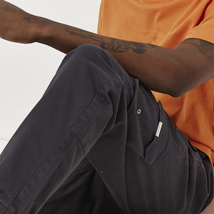 Pantalon cargo personnalisé grande taille avec design de survêtement décontracté pour hommes - Product Image 3