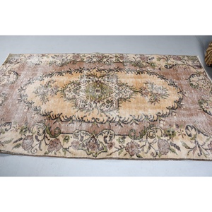 Vintage Area Rug 4.7x8.5 ft (144x260 cm), <b>Brown</b> Polka dot Turkish Rug - Product Image 4