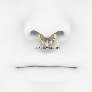 Bijou fin en or rose 14 carats, or massif, véritable moissanite taille princesse, trio de pierres, septum clicker, cadeau - Product Image 4