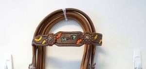 Sillín occidental portátil ligero personalizado cuero de diseño Floral mecanizado a mano para montar a caballo ecuestre Headstall Breastcollar - Product Image 2