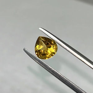 พลอยซิทรินธรรมชาติ 9 มม. รูปหัวใจ คุณภาพดีที่สุด สำหรับทำเครื่องประดับ - Product Image 1