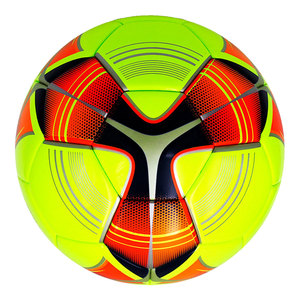 Hecho en Pakistán Balones de fútbol con unión térmica Alta calidad Mejor diseño Precio al por mayor Balones de fútbol con unión térmica a precio de fábrica - Product Image 5