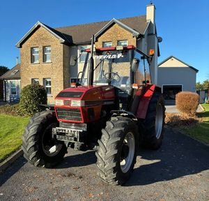 Tractor Agrícola Case IH FARMALL 40C - Product Image 2