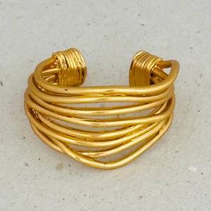 แหวนทองเหลืองเชื่อมด้วยมือประดับมูนสโตนธรรมชาติ ดีไซน์โมเดิร์นสไตล์โบโฮ แหวนปรับขนาดได้ หินประจำเดือนมิถุนายน ขายส่งสำหรับอินเดีย - Product Image 1