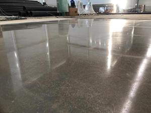 Recubrimiento protector brillante antimanchas PowerSeal, brillo líquido acrílico para hormigón resistente a la abrasión para aplicaciones en carreteras - Product Image 3