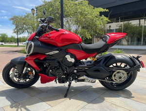 Meilleures ventes pour 2024 Ducatis Diavel V4 Rouge SuperbikEe moto brushless moto Prêt à expédier - Product Image 2