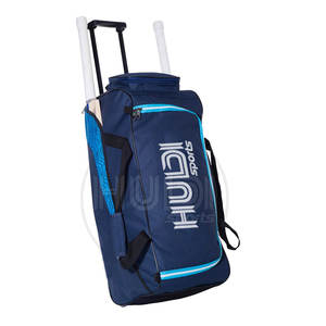 Bolsa de kit de cricket con paneles de ventilación y base reforzada Bolsa de equipo de cricket ligera con asas fáciles de llevar - Product Image 4