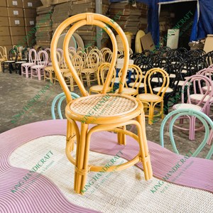 Vente flash de chaise haute en rotin, matériaux naturels pour enfants - Design et couleur tendance, fabrication artisanale de haute qualité - Product Image 1