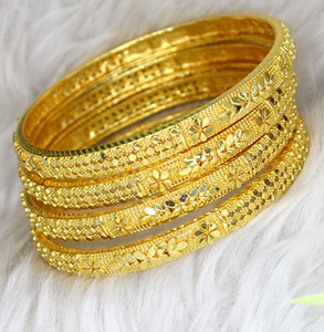 ชุดกำไลข้อมือทองชุบดีไซน์เนอร์ 4 ชิ้น สไตล์อินเทรนด์ ทำจากทองเหลืองแท้ ดีไซน์โบราณ เครื่องประดับดูไบสำหรับผู้หญิง ราคาสุดคุ้ม - Product Image 2
