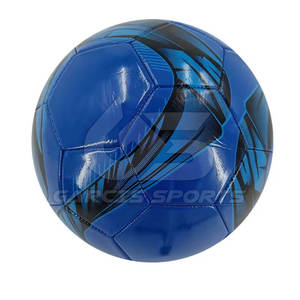 Balón de fútbol de calidad con superficie lisa de PU construido para un excelente rendimiento en partidos y entrenamiento - Product Image 3