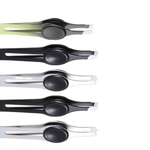 5 pinces à épiler de luxe incurvées en acier inoxydable à haute teneur en carbone, à pointe inclinée, pour sourcils et cils, écologiques - Product Image 1