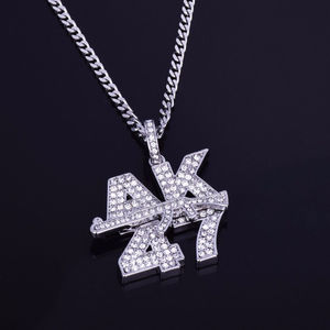 AK 24 Gun Hip Hop Pendant Totalmente busto hacia abajo en plata de ley 925 y diamantes redondos de corte brillante cultivados en laboratorio - Product Image 4