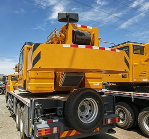 Grúa Hidráulica para Camión de 25 Toneladas XQ25K5C_2, Suministro de Fábrica, Grúa Móvil de Alto Rendimiento para Construcción, Motor de Bomba y Engranajes - Product Image 5