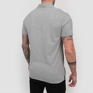 เสื้อยืดโปโลสีดำล้วนสำหรับผู้ชายทรงเข้ารูปแขนสั้นสไตล์ลำลองสำหรับธุรกิจ - Product Image 2