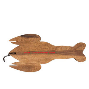Planche à découper en bois de manguier en forme de poisson Prix bon marché et vente en gros Planche à découper écologique - Product Image 4