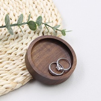 Plateau à bagues rond en bois de noyer, porte-bague de fiançailles, plateau à bijoux, plateau à bagues de mariage, cadeau pour le 5e anniversaire, plateau à bijoux de voyage